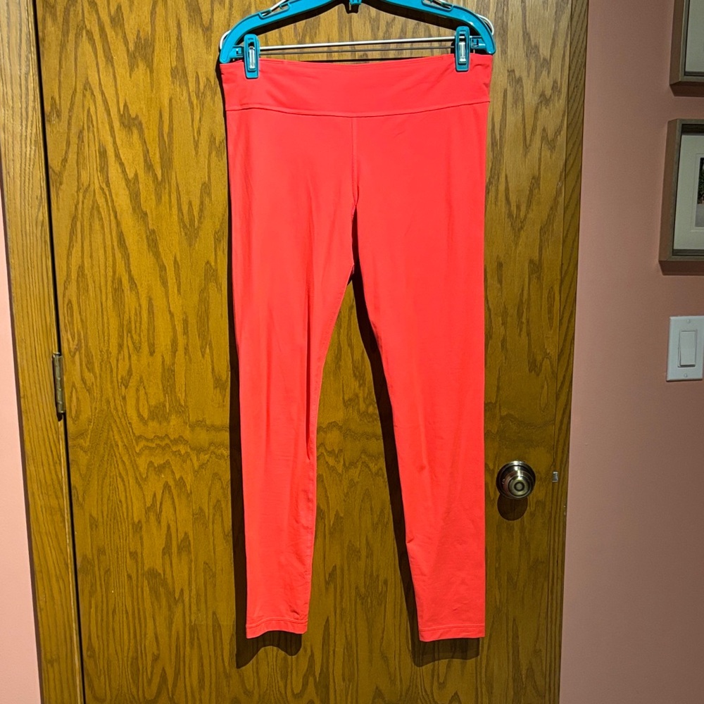 Under Armour 7/8 Coral Leggings